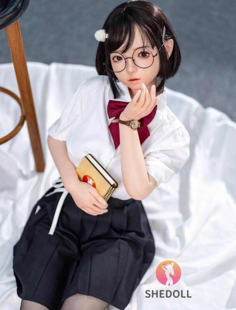 洛小夕 148cm D罩杯 全矽膠 - 可動下巴+學生制服 眼鏡娘 蘿莉巨乳 實體娃娃